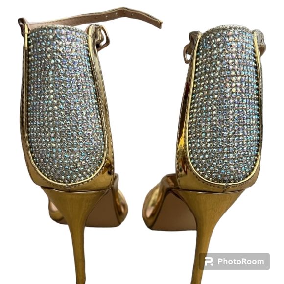 Gold metallic Liliana heels pump with Diamond detail 7.5 - Picture 6 of 7